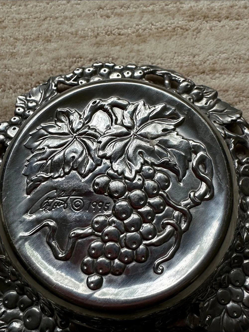 EUC Arthur Court Aluminum Grape Vine Design 6.5